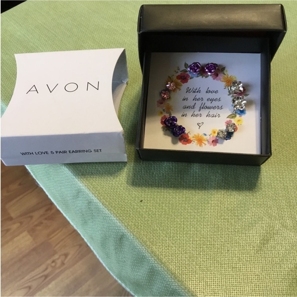 AVON With Love 5 pair earrings set new in box never worn studded back